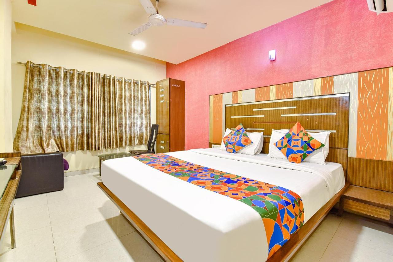 Fabhotel Kadamb Inn Ahmedabad Exterior photo
