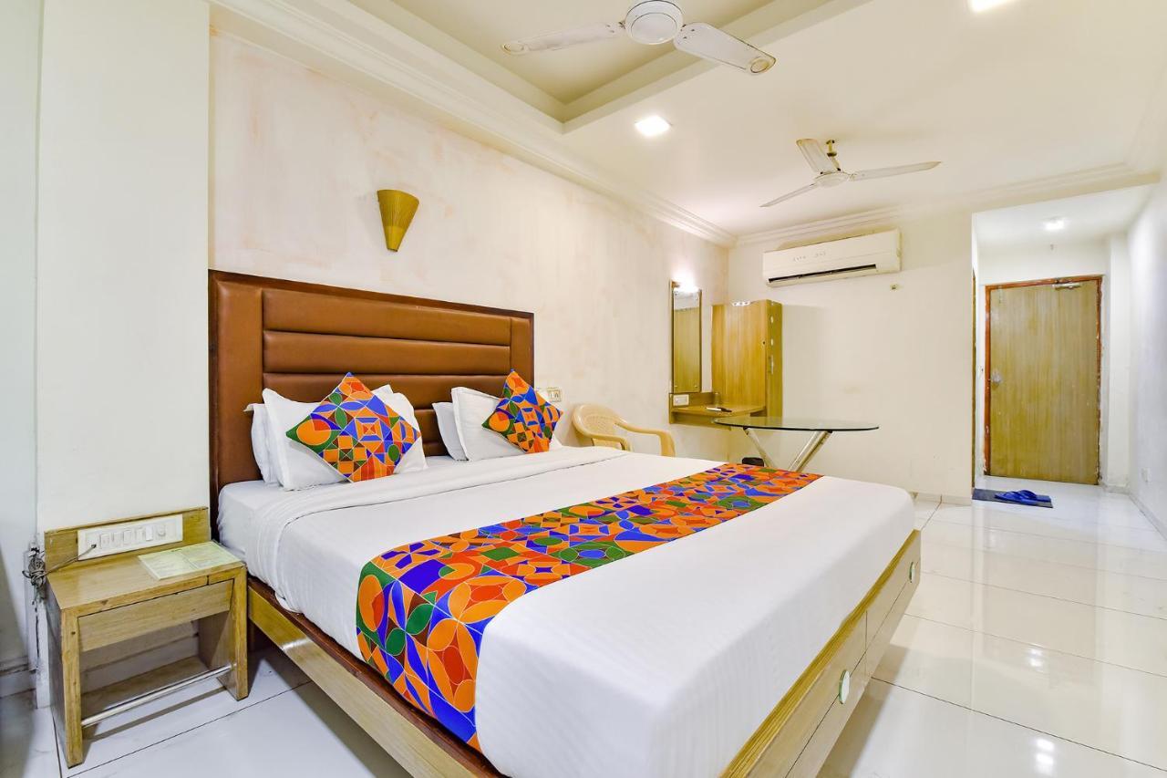 Fabhotel Kadamb Inn Ahmedabad Exterior photo